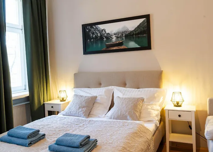 Large Comfortable I 15 Minutes To Center Apartman *